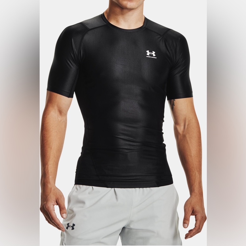 New Men's Under Armour Iso-Chill Heat Gear Compression Shirt Black 1365229 Small